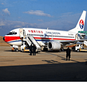 乌兰察布空运公司航空快运业稳步发展的原因是什么？